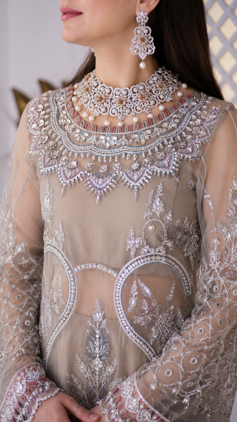 Gulnaar Elegance