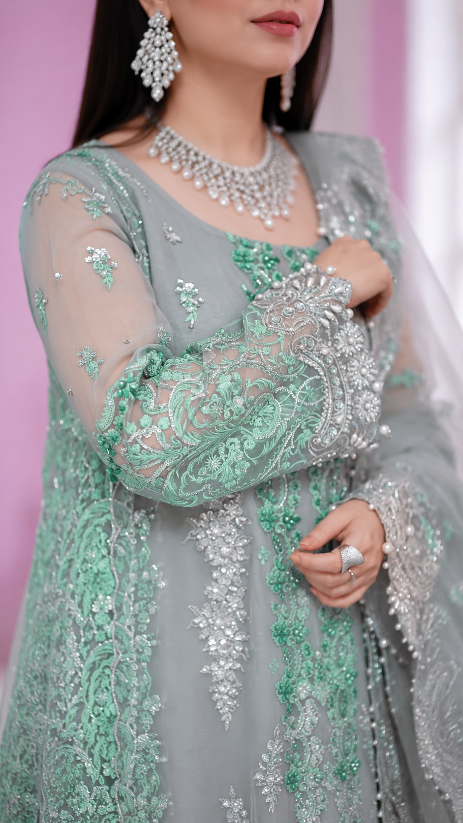 Noor-e-Zareen